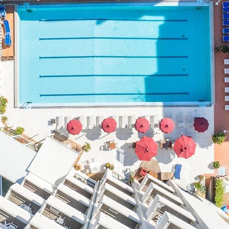 Unahotels Imperial Sport Hotel Песаро Екстериор снимка
