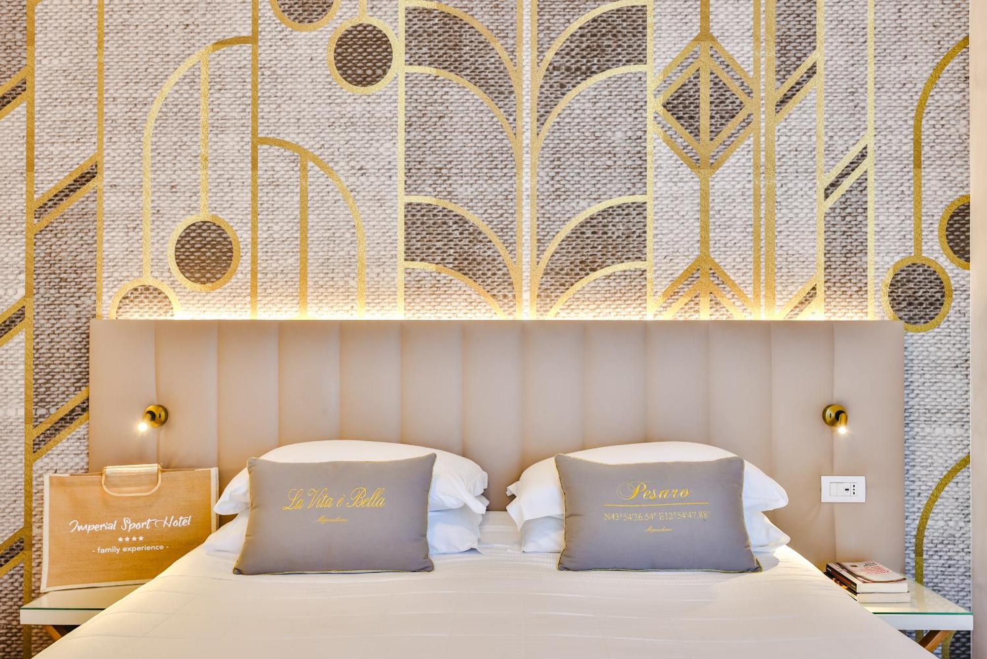 Unahotels Imperial Sport Hotel Песаро Екстериор снимка