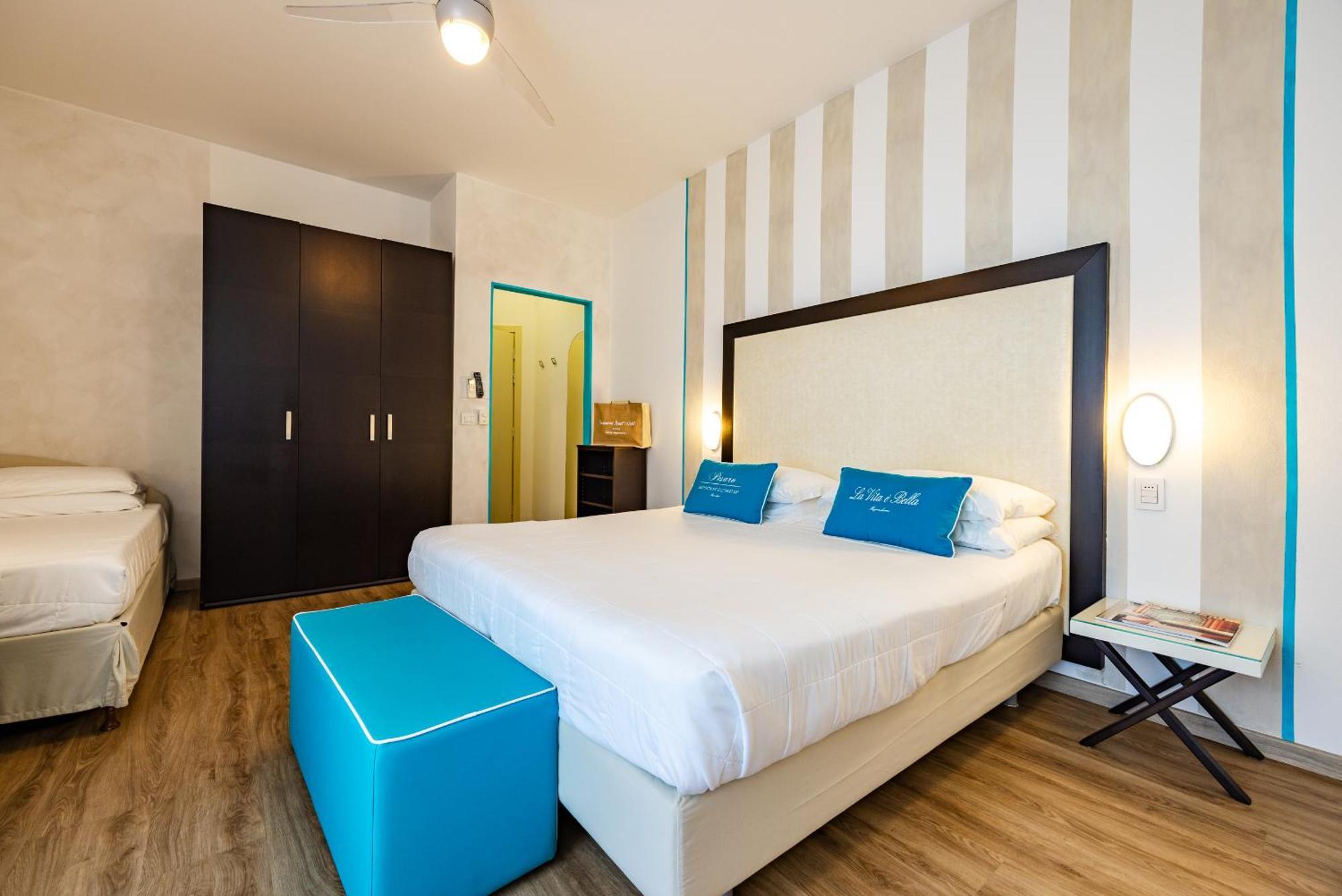 Unahotels Imperial Sport Hotel Песаро Екстериор снимка