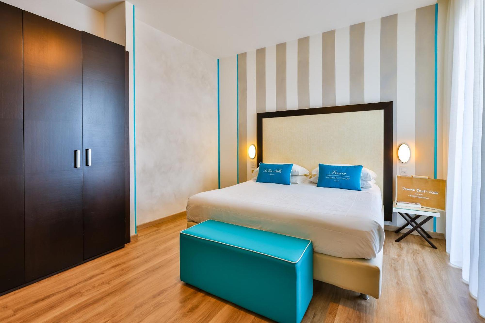 Unahotels Imperial Sport Hotel Песаро Екстериор снимка