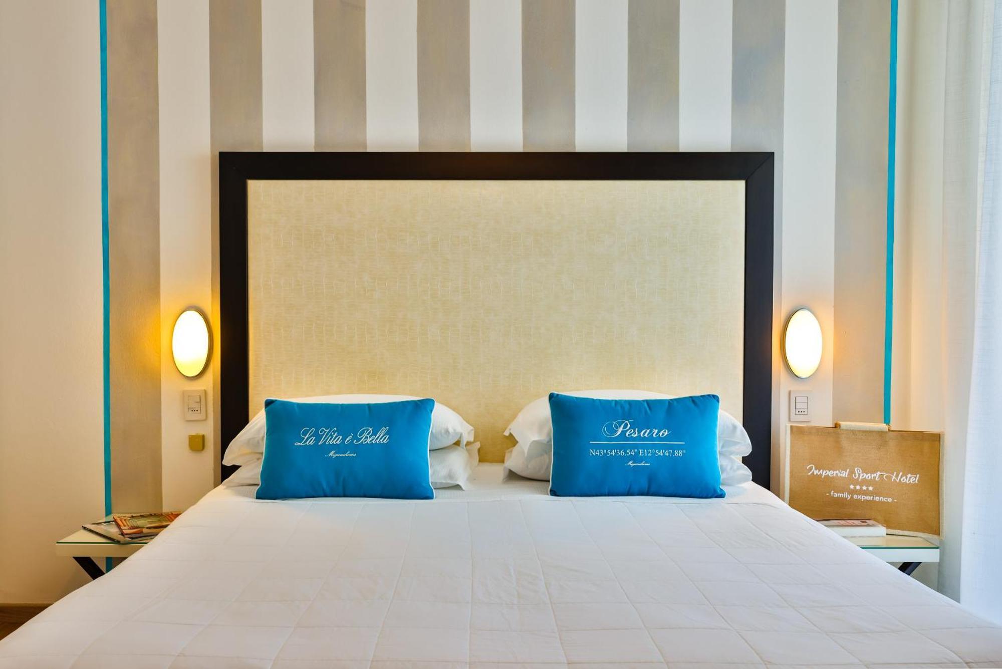 Unahotels Imperial Sport Hotel Песаро Екстериор снимка